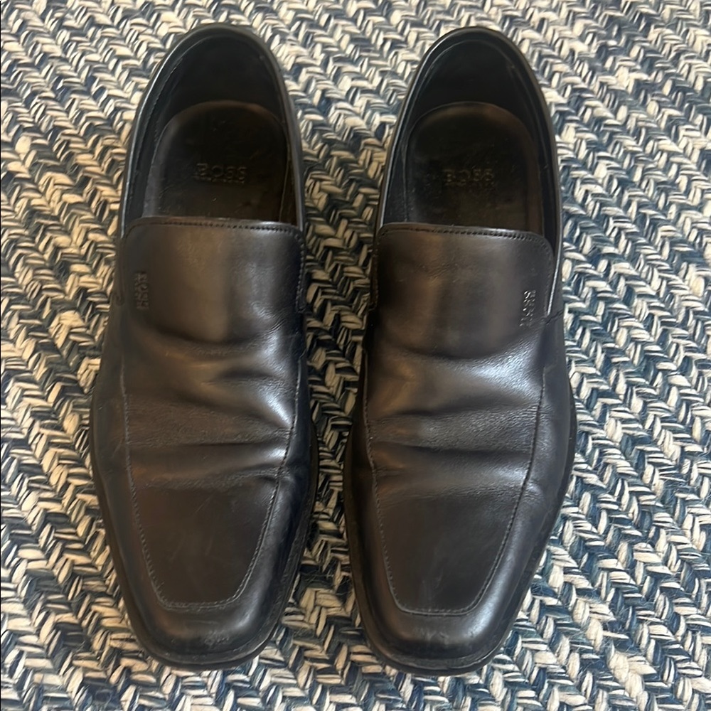Hugo Boss Black Leather Slip-On dress shoes!